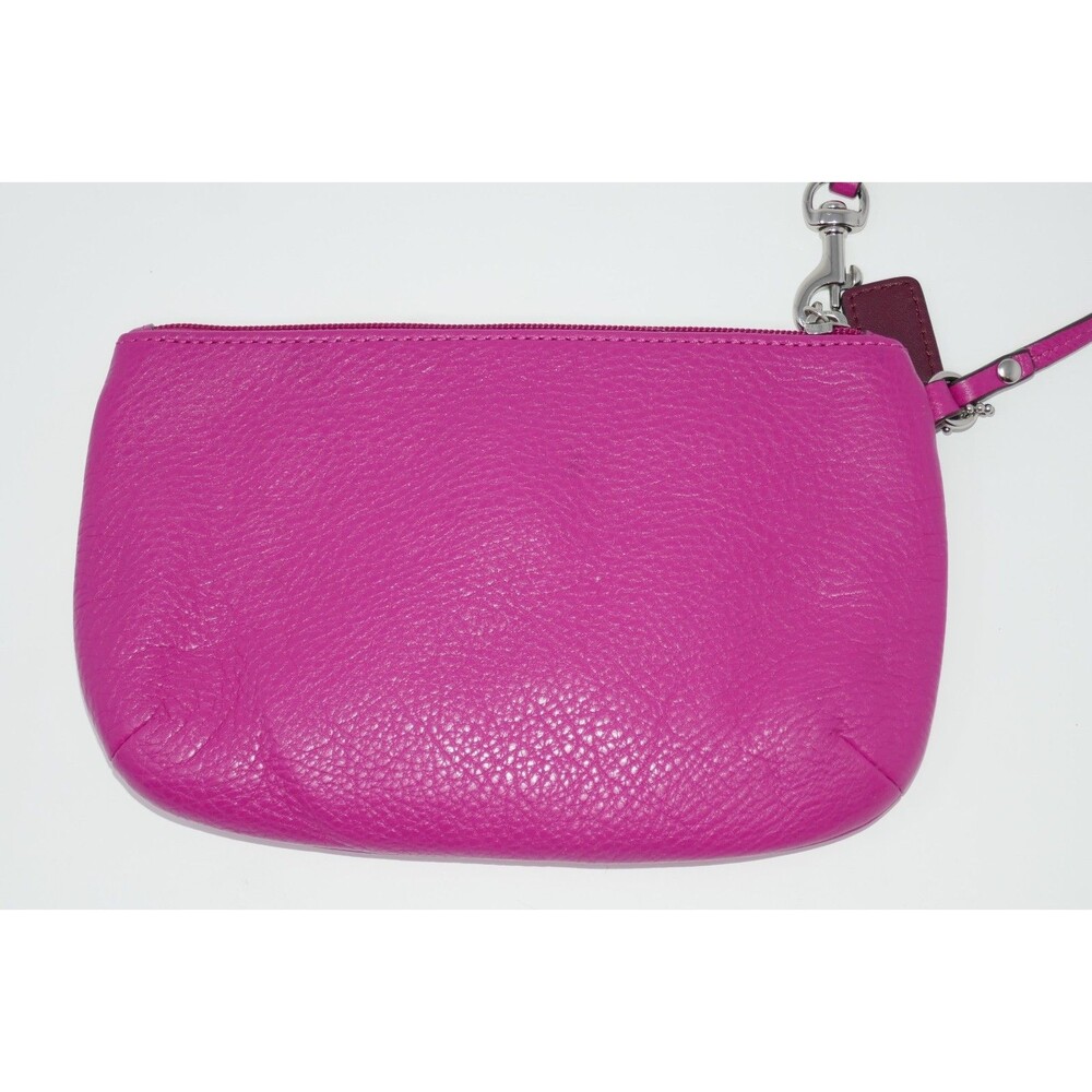 Coach Park Bright Magenta Pebbled Leather Medium Turn Lock Wristlet F49472 - Picture 4 of 13